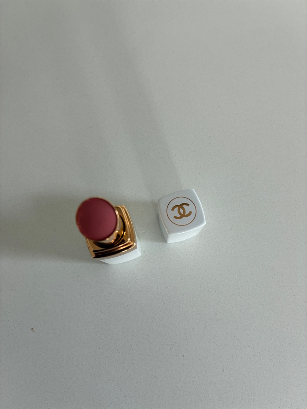 CHANEL Rouge Coco Baume Tinted Lip Balm 928 Pink Delight (Exclusive) - New - Picture 3 of 9